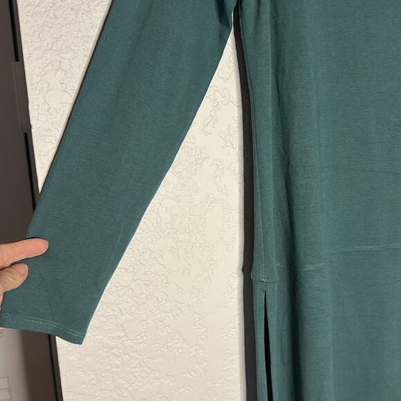 Eileen Fisher Pine Green Viscose Tunic Top Long Sleeve Lagenlook Minimalist Fall - Picture 3 of 7